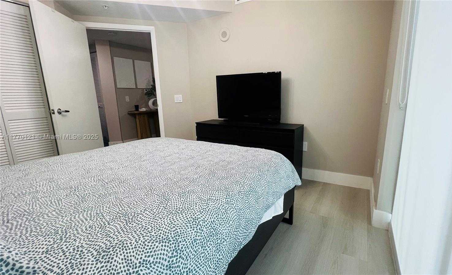 Small Image of 41 SOUTH EAST 5TH ST #501, Miami Number 33