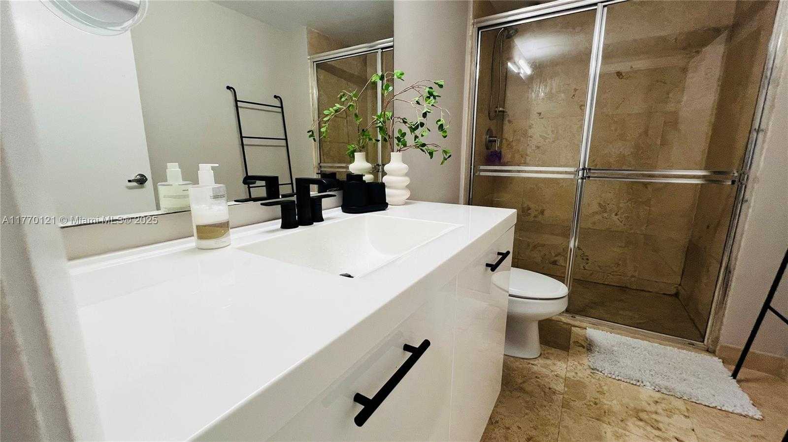 Small Image of 41 SOUTH EAST 5TH ST #501, Miami Number 37