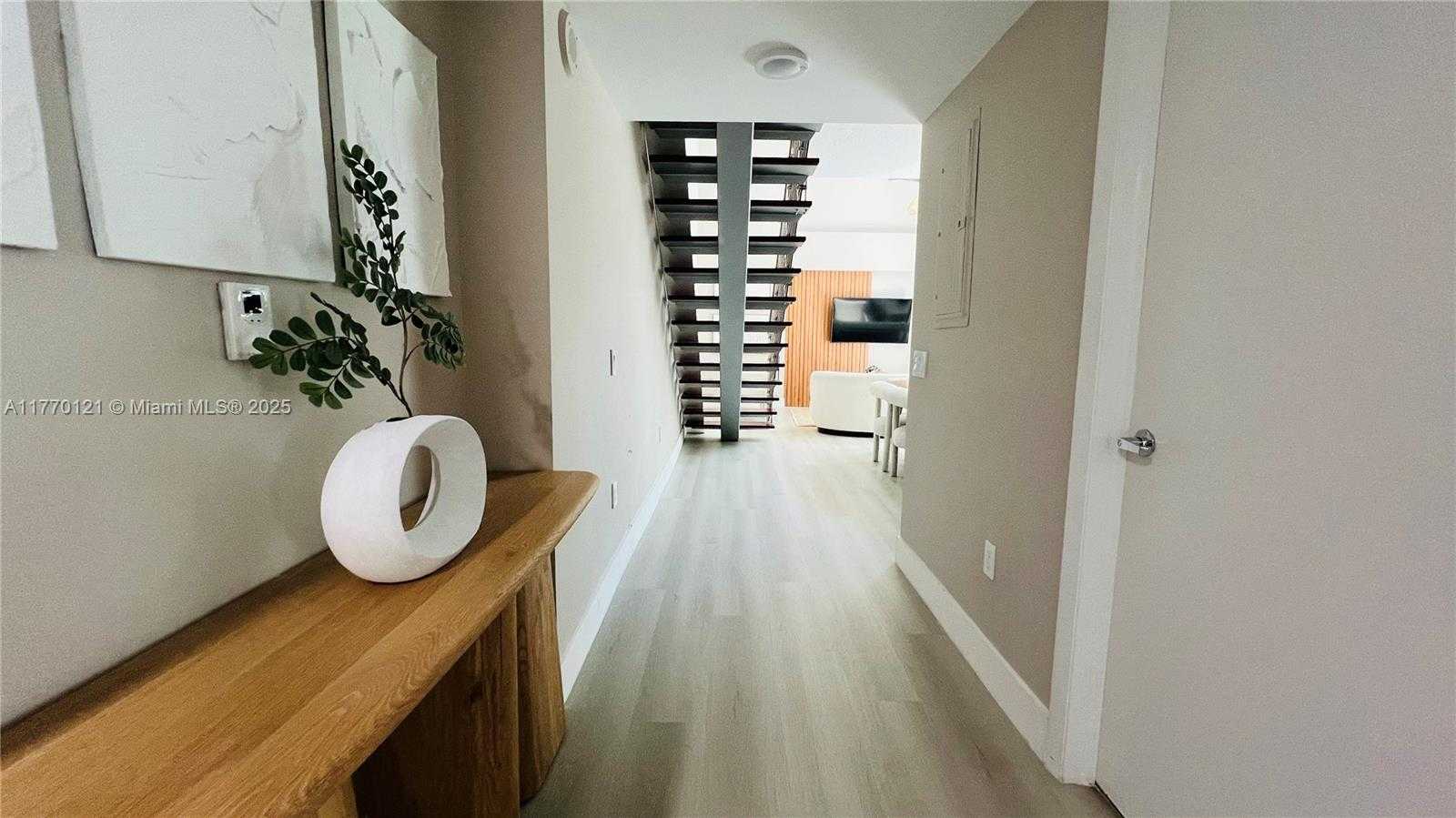 Small Image of 41 SOUTH EAST 5TH ST #501, Miami Number 40