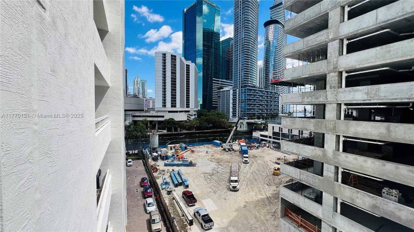 Small Image of 41 SOUTH EAST 5TH ST #501, Miami Number 42