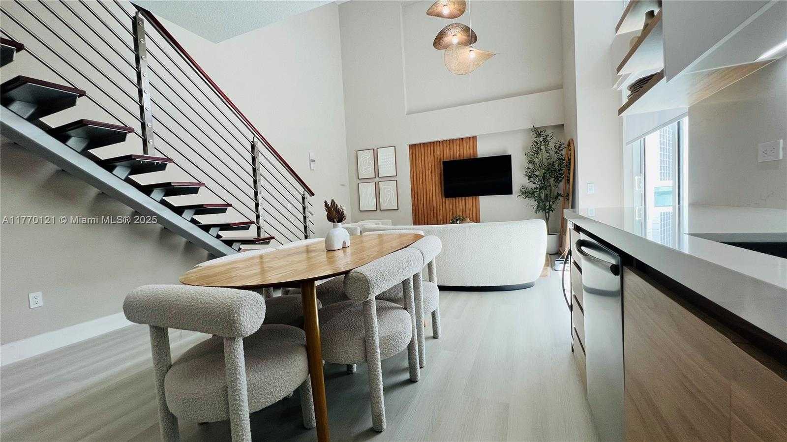Small Image of 41 SOUTH EAST 5TH ST #501, Miami Number 7