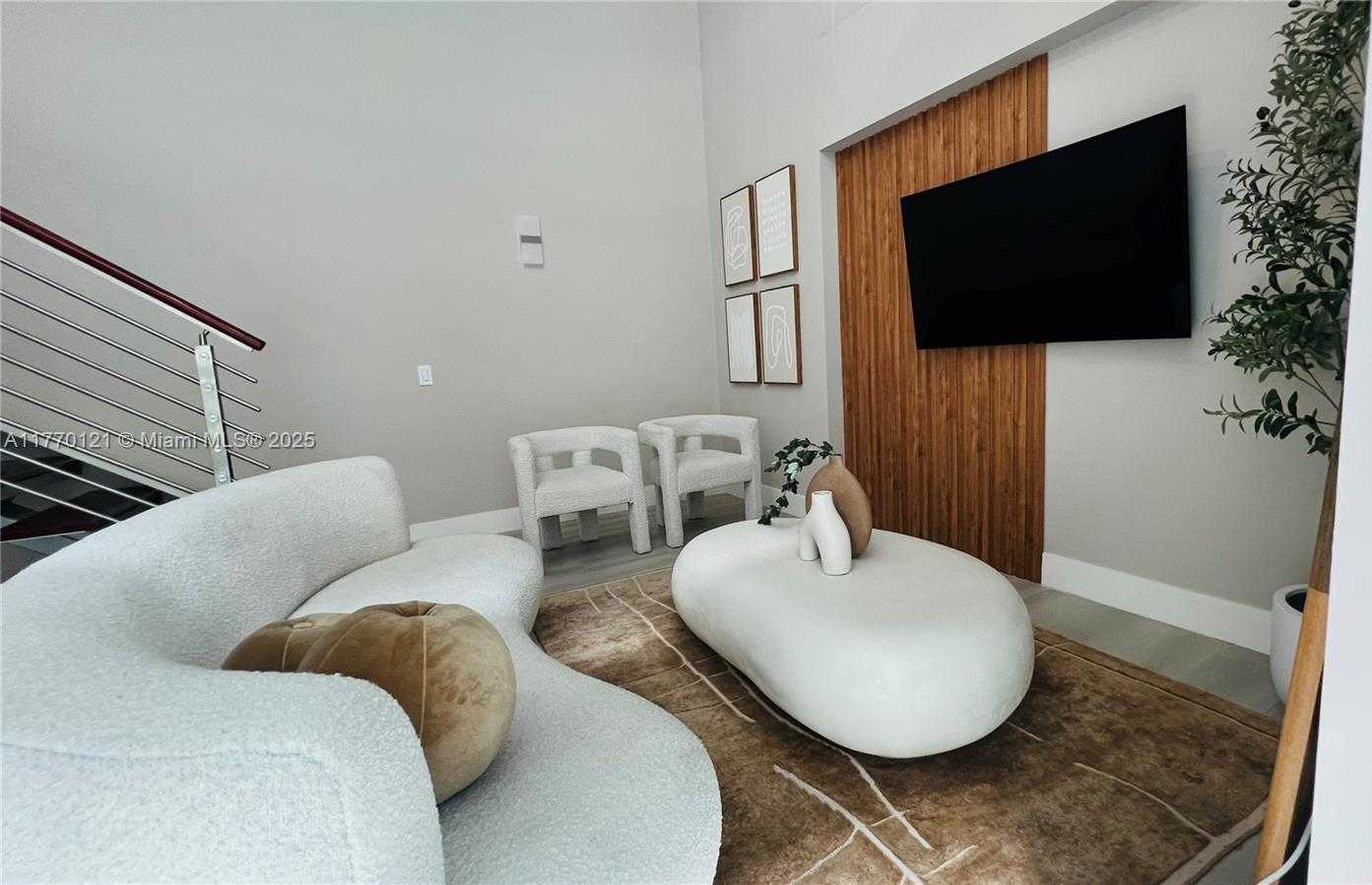 Small Image of 41 SOUTH EAST 5TH ST #501, Miami Number 9