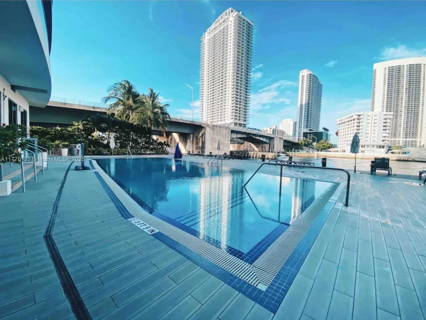 Small Image of 2600 EAST HALLANDALE BEACH BLVD #T1001, Hallandale Beach Number 15