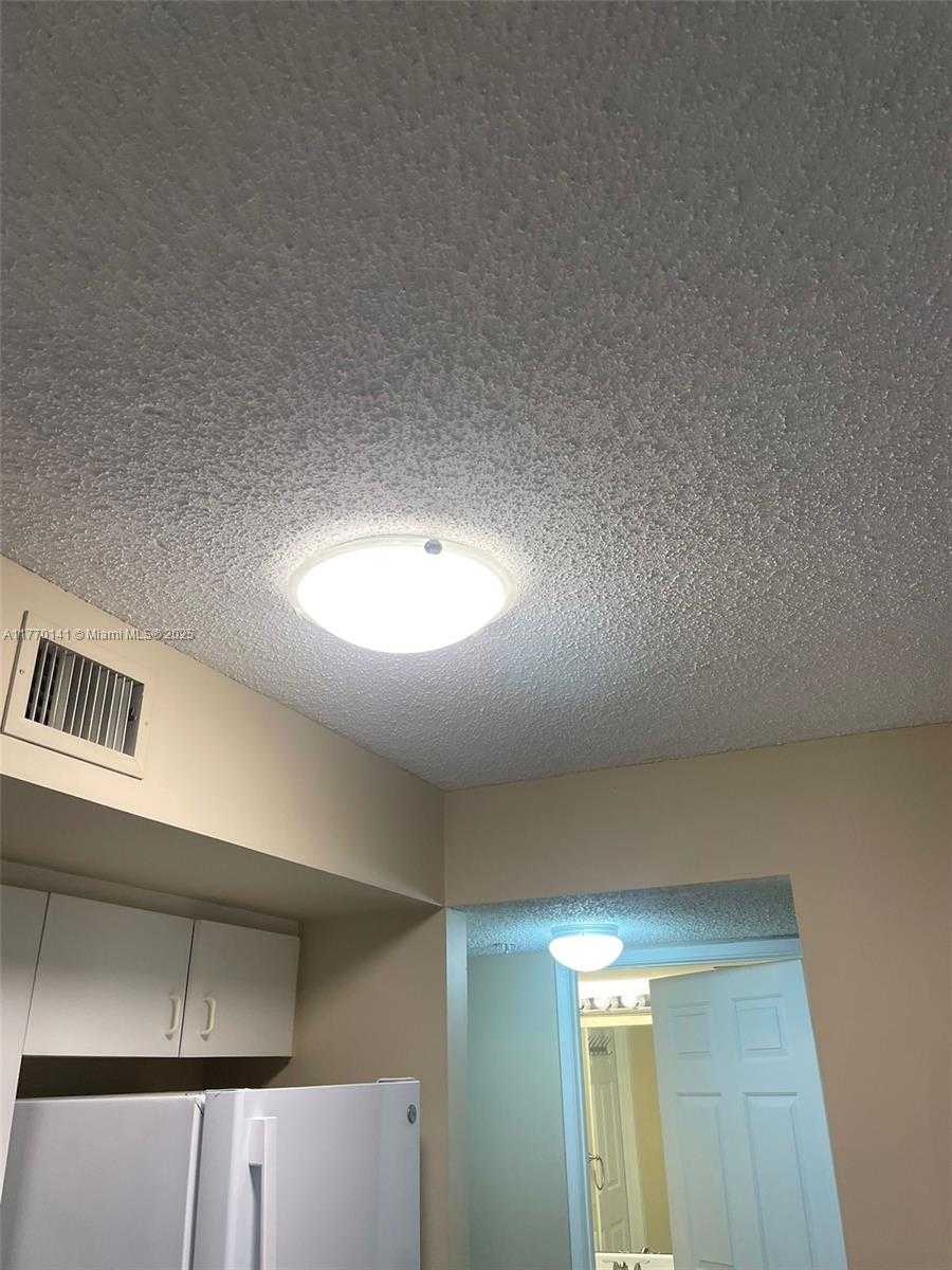 Small Image of 2640 SOUTH UNIVERSITY DR #113, Davie Number 10