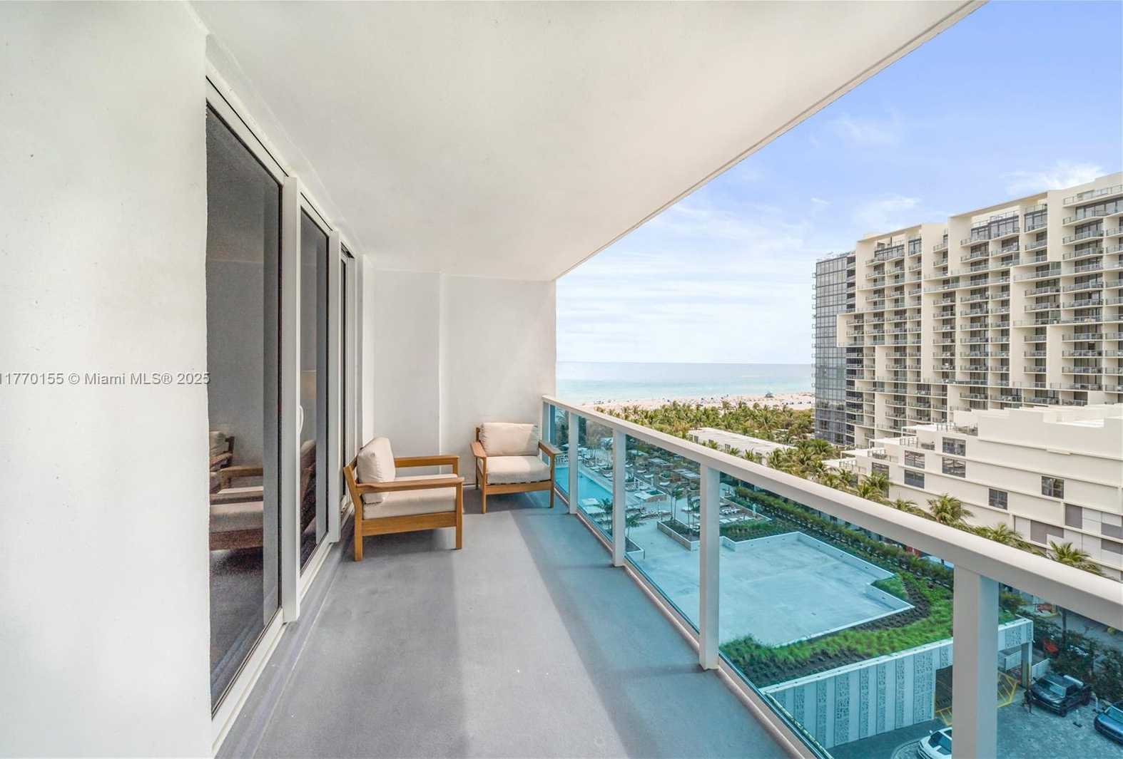 Small Image of 2301 COLLINS AVE #1001, Miami Beach Number 10