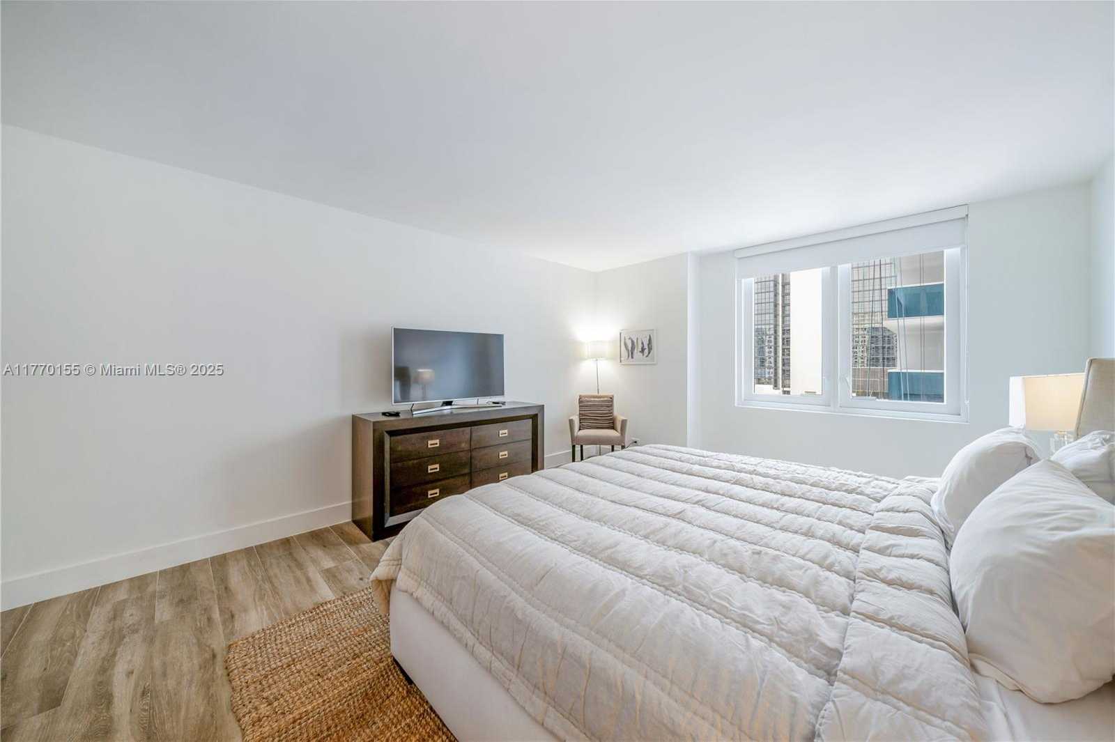 Small Image of 2301 COLLINS AVE #1001, Miami Beach Number 15