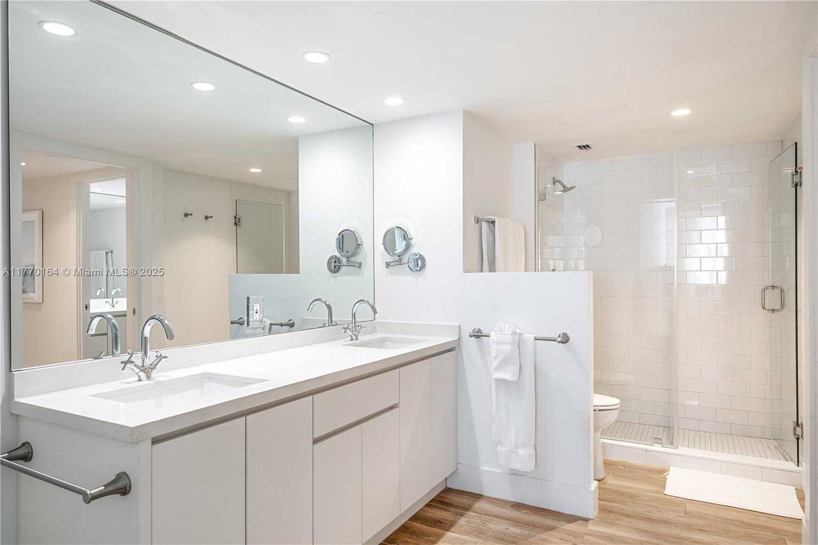 Small Image of 2301 COLLINS AVE #703, Miami Beach Number 11