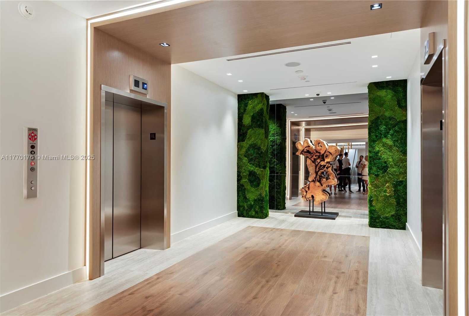 Small Image of 2301 COLLINS AVE #1123, Miami Beach Number 21