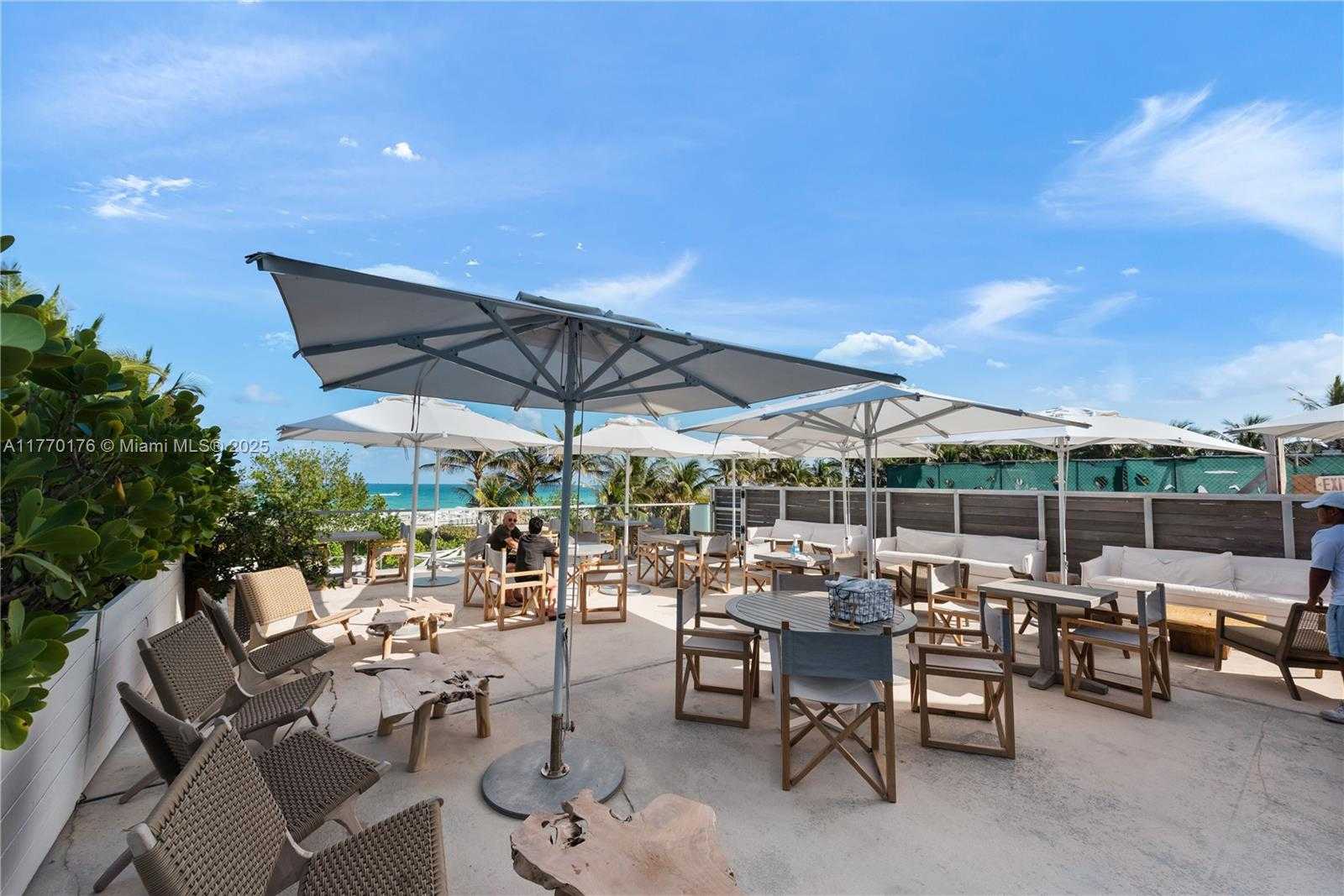 Small Image of 2301 COLLINS AVE #1123, Miami Beach Number 34