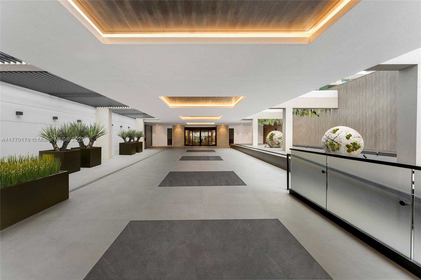 Small Image of 2301 COLLINS AVE #1123, Miami Beach Number 36
