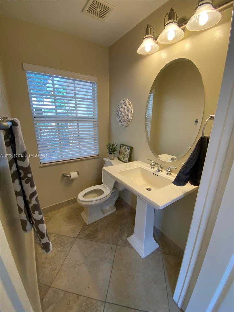 Small Image of 22159 MAJESTIC WOODS WAY, Boca Raton Number 11