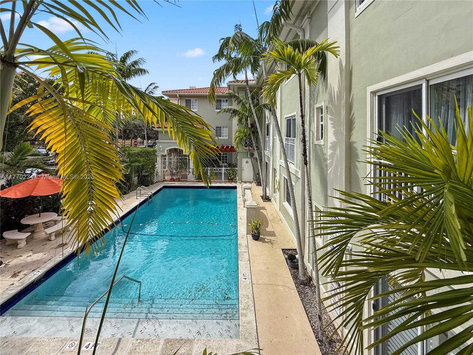 Small Image of 45 ANTILLA AVE #2C, Coral Gables Number 12