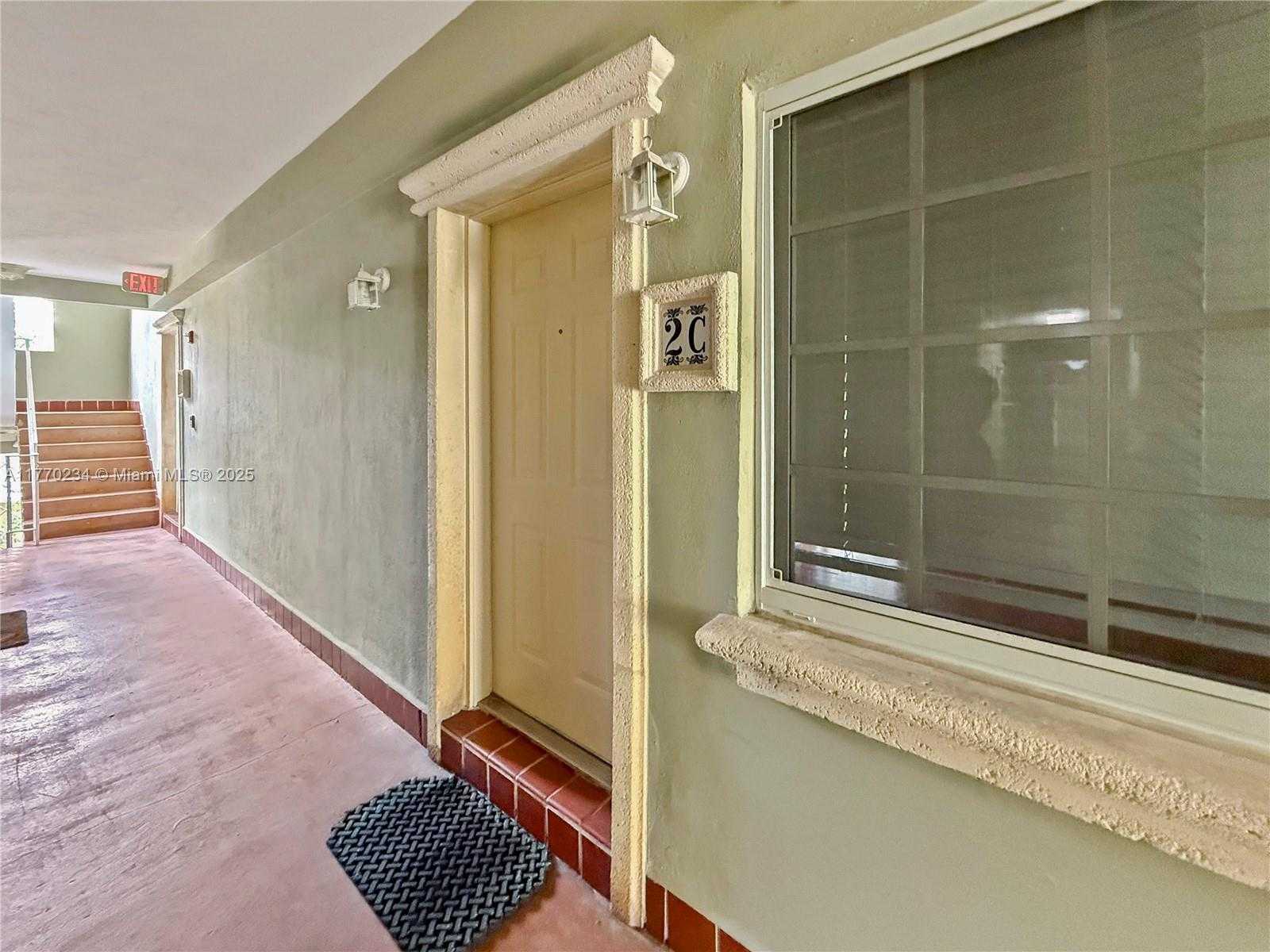 Small Image of 45 ANTILLA AVE #2C, Coral Gables Number 9