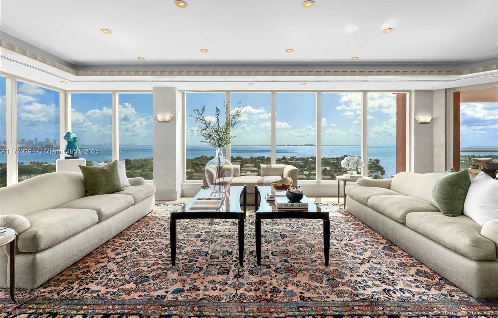 Small Image of 10 EDGEWATER DR #16K, Coral Gables Number 16