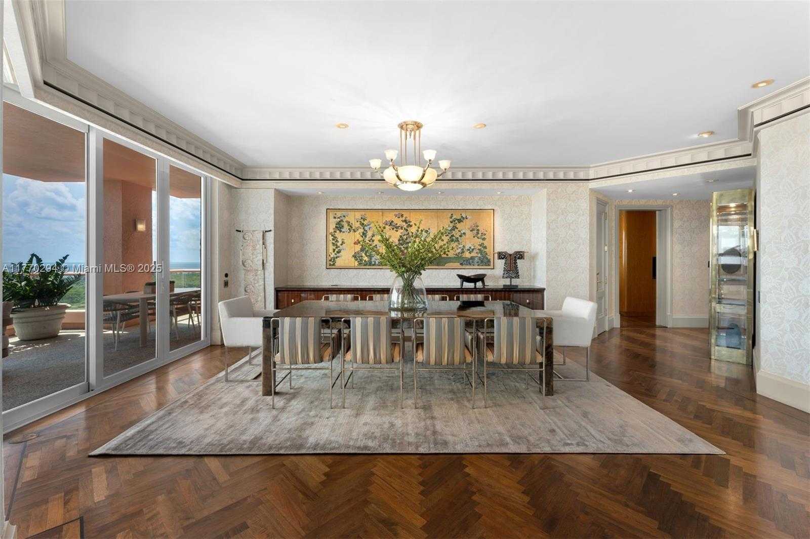 Small Image of 10 EDGEWATER DR #16K, Coral Gables Number 17