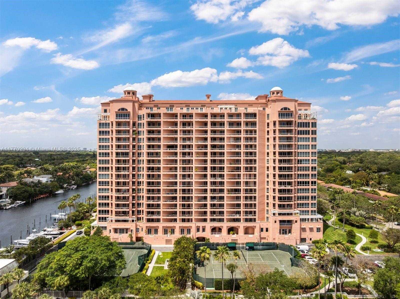 Small Image of 10 EDGEWATER DR #16K, Coral Gables Number 23