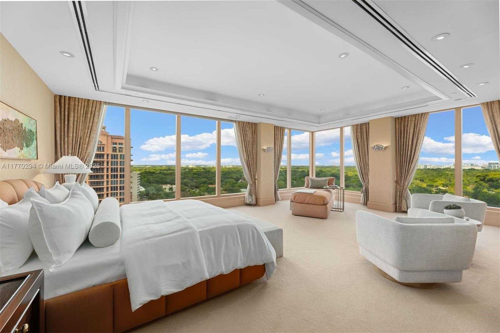 Small Image of 10 EDGEWATER DR #16K, Coral Gables Number 7