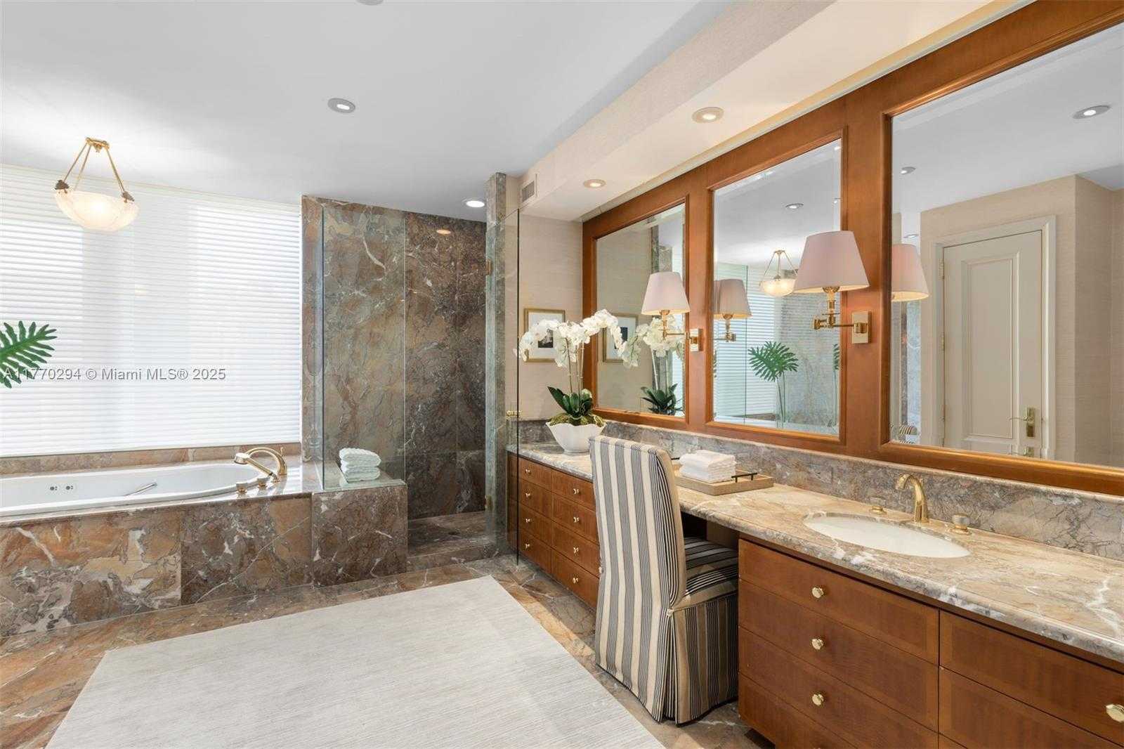 Small Image of 10 EDGEWATER DR #16K, Coral Gables Number 8