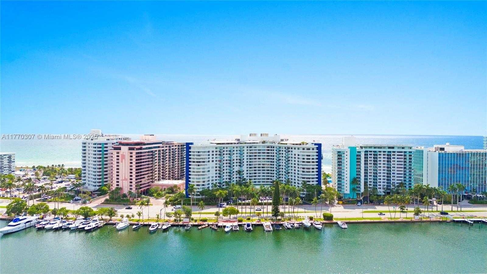 Small Image of 5161 COLLINS AVE #701, Miami Beach Number 2