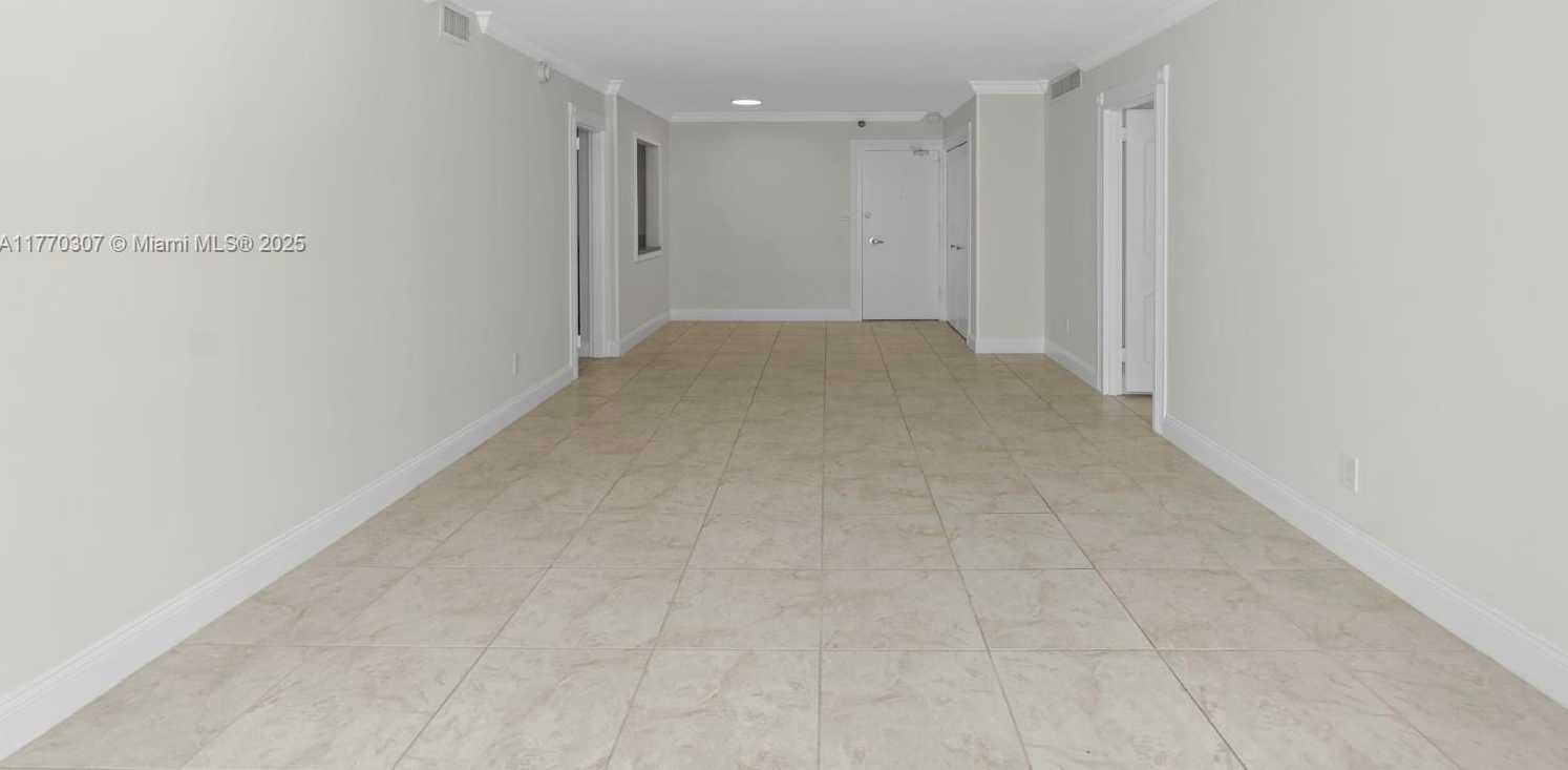 Small Image of 5161 COLLINS AVE #701, Miami Beach Number 29