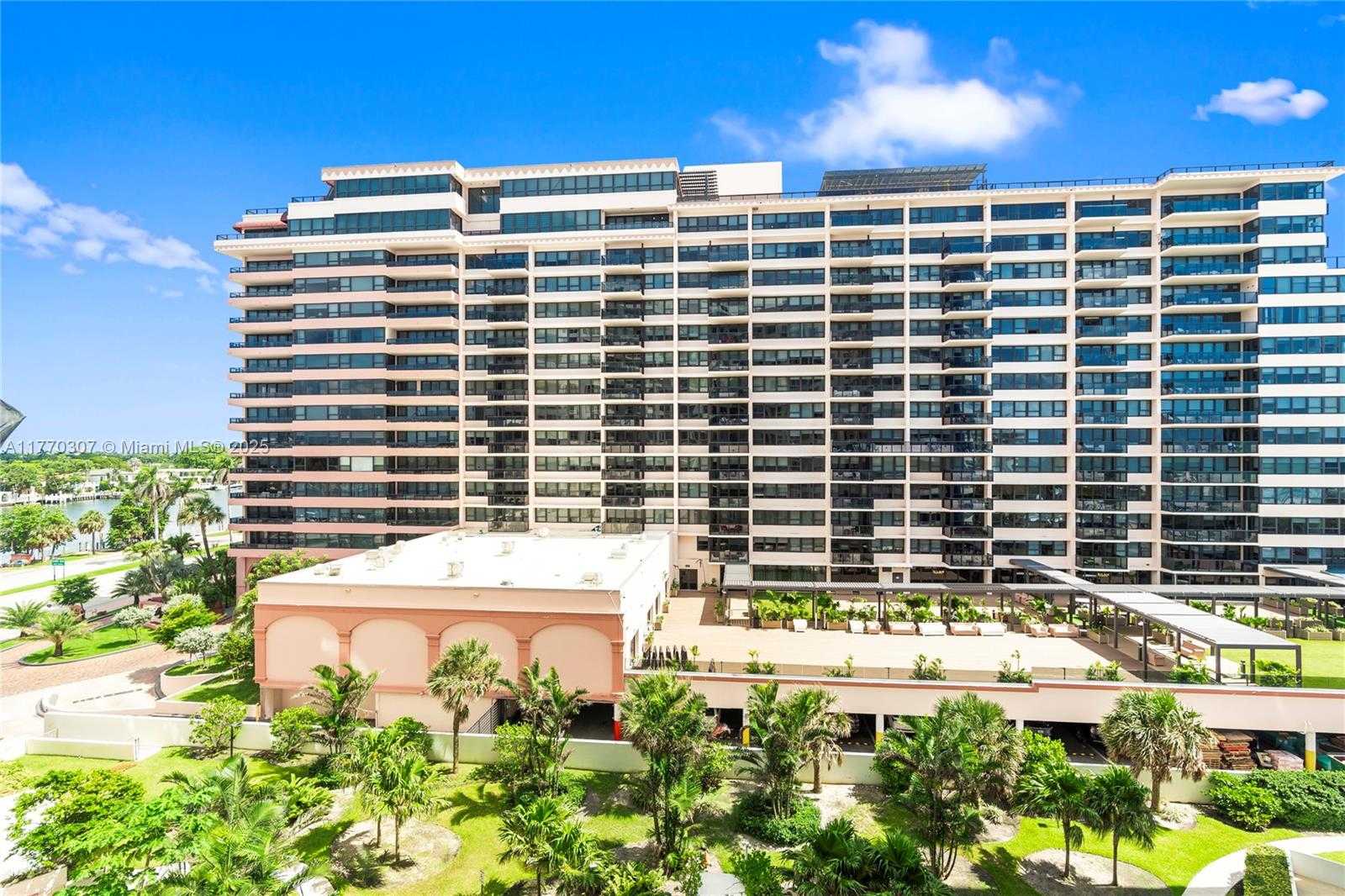 Small Image of 5161 COLLINS AVE #701, Miami Beach Number 32