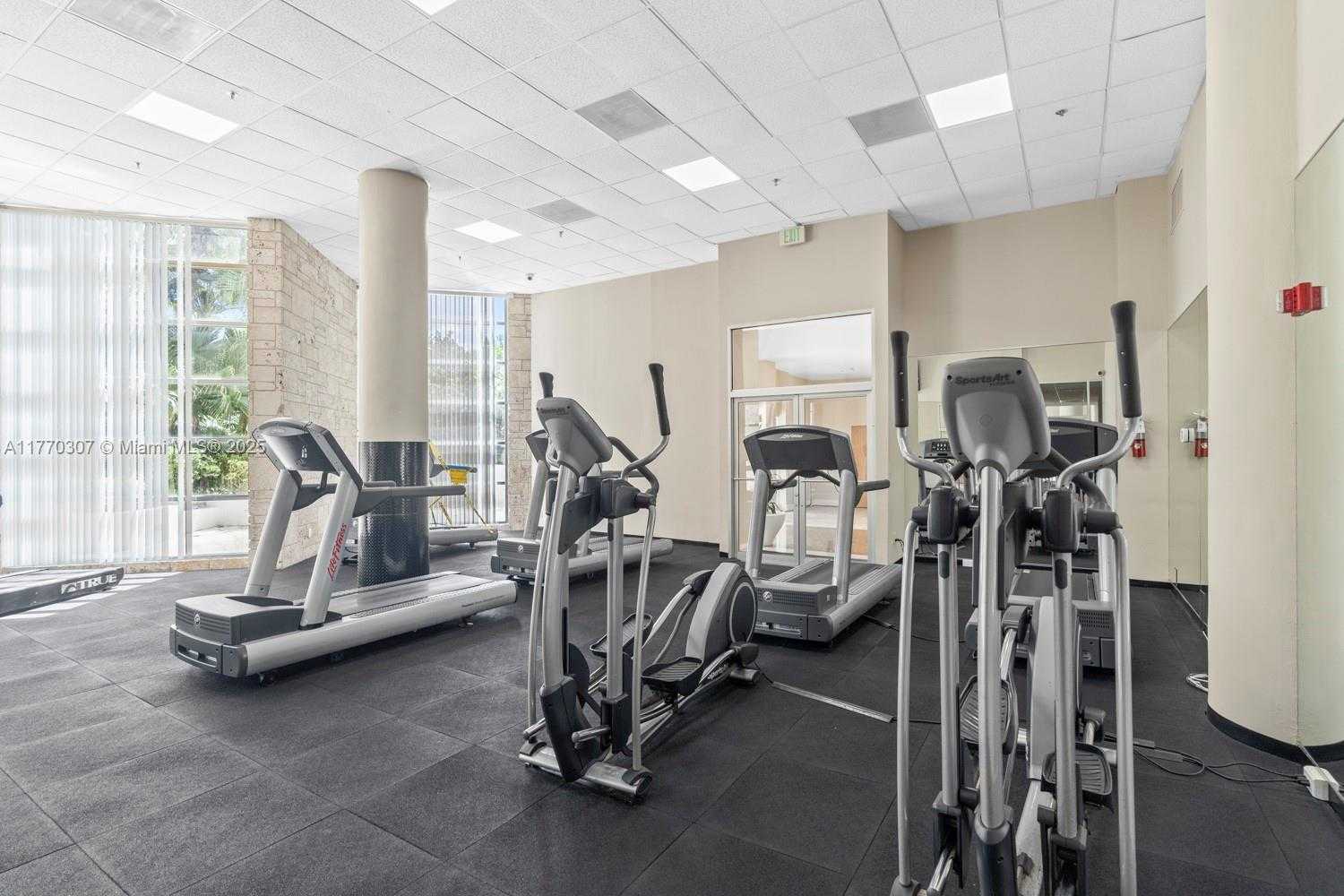 Small Image of 5161 COLLINS AVE #701, Miami Beach Number 38