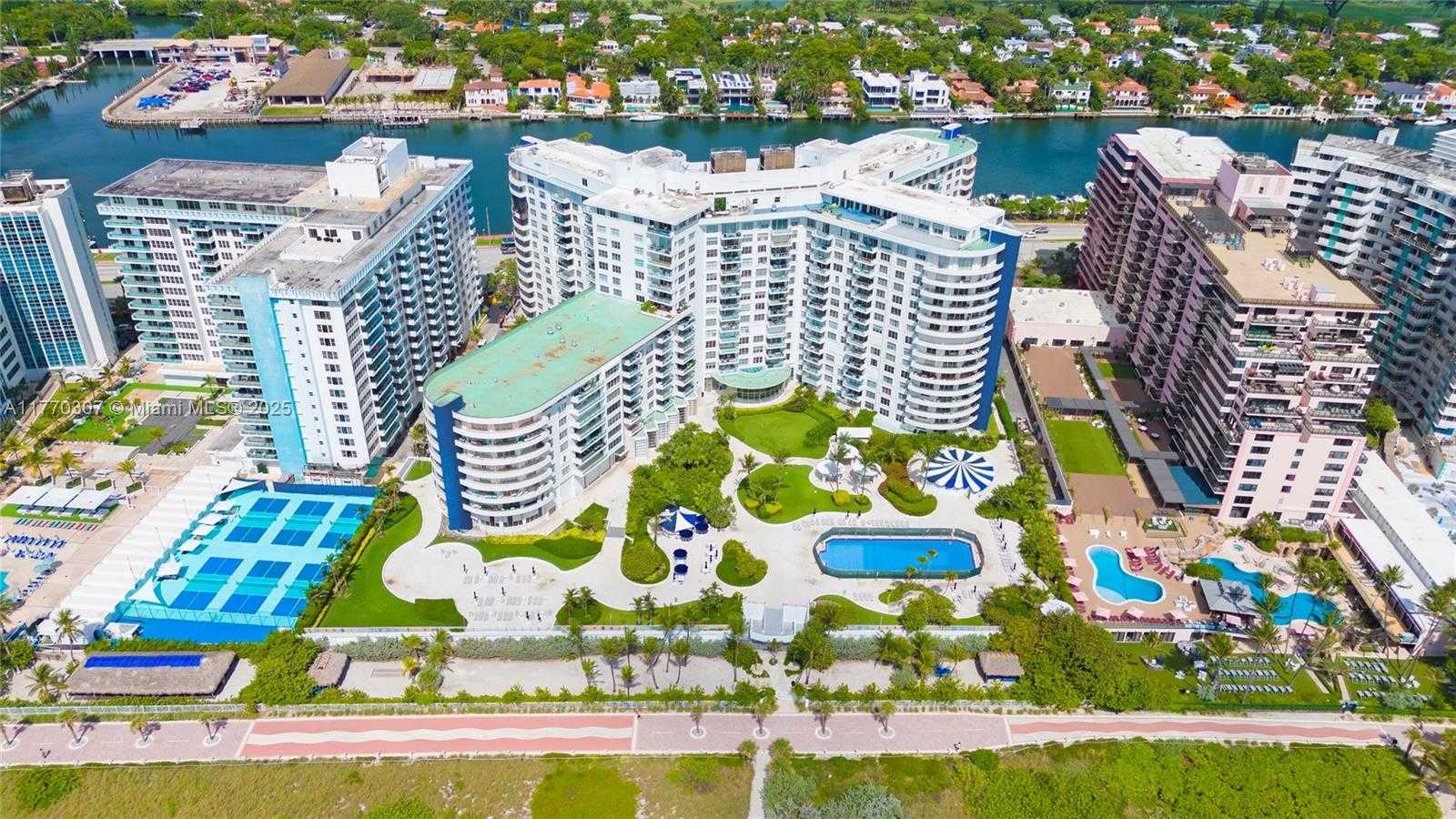 Small Image of 5161 COLLINS AVE #701, Miami Beach Number 52