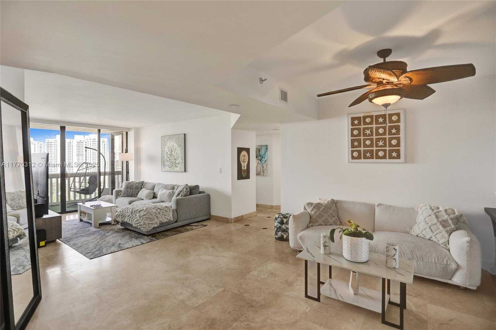 Small Image of 1000 ISLAND BLVD #2105, Aventura Number 2
