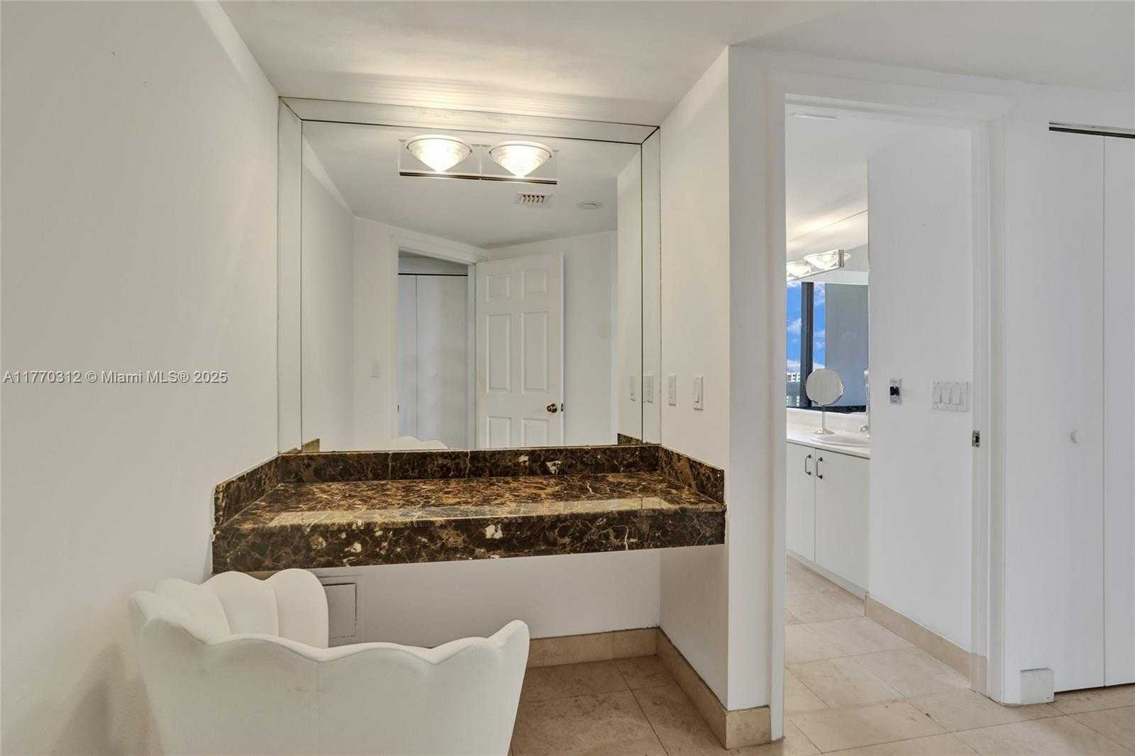 Small Image of 1000 ISLAND BLVD #2105, Aventura Number 22