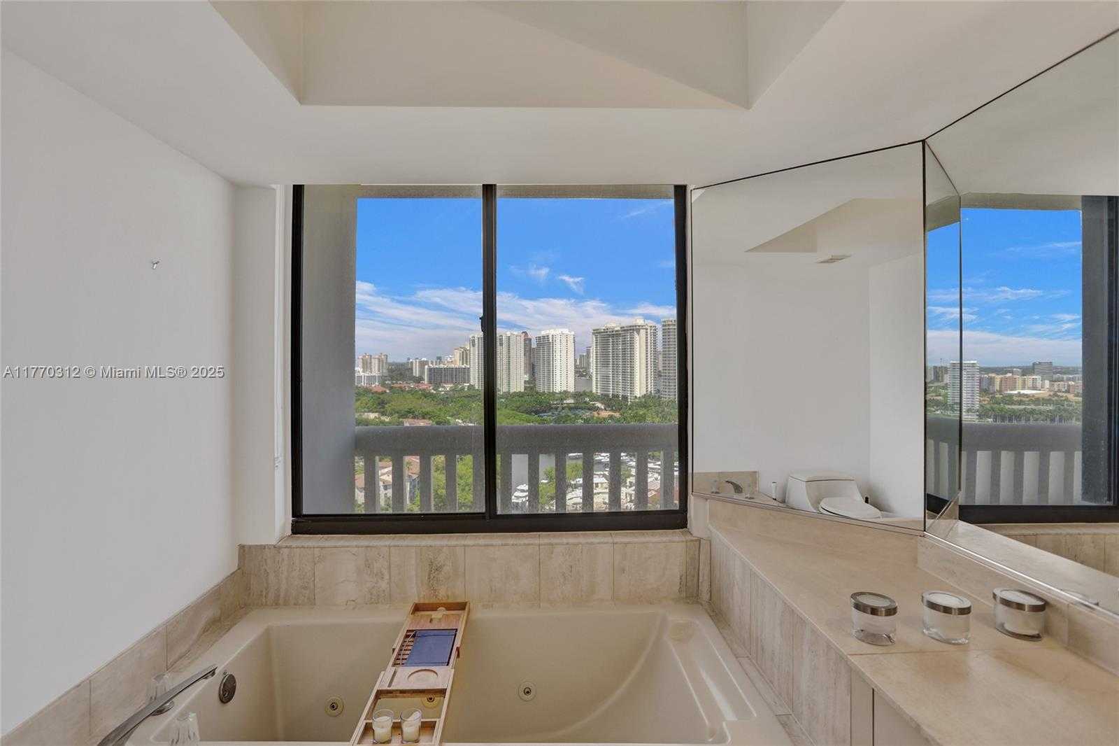 Small Image of 1000 ISLAND BLVD #2105, Aventura Number 23