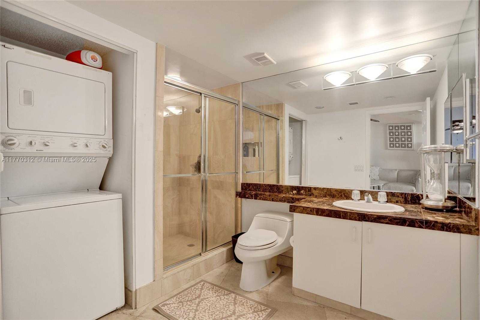Small Image of 1000 ISLAND BLVD #2105, Aventura Number 31