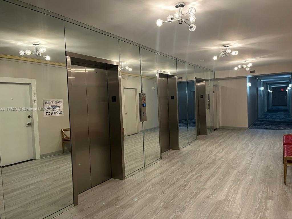 Small Image of 4747 COLLINS AVE #1115, Miami Beach Number 10