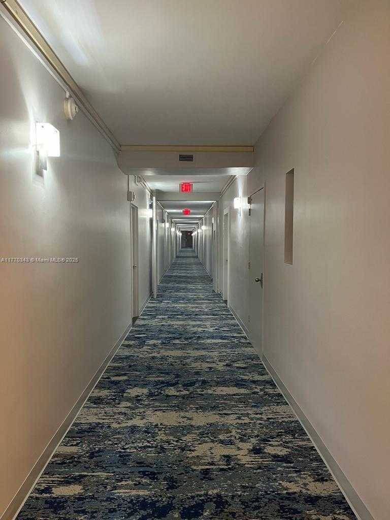 Small Image of 4747 COLLINS AVE #1115, Miami Beach Number 12