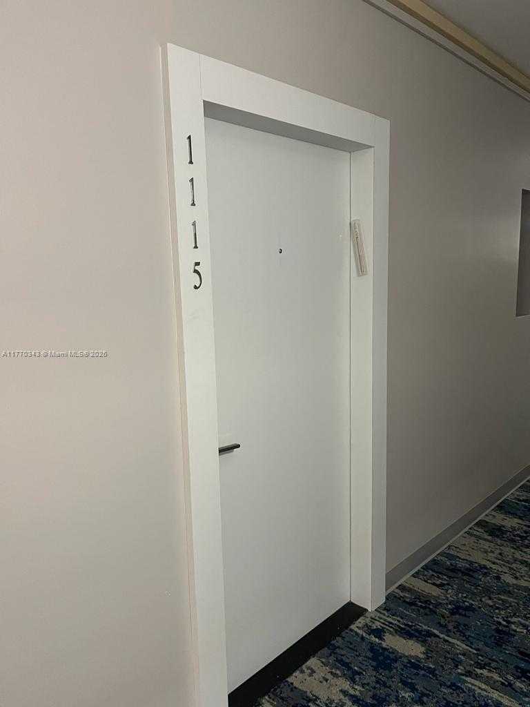 Small Image of 4747 COLLINS AVE #1115, Miami Beach Number 13
