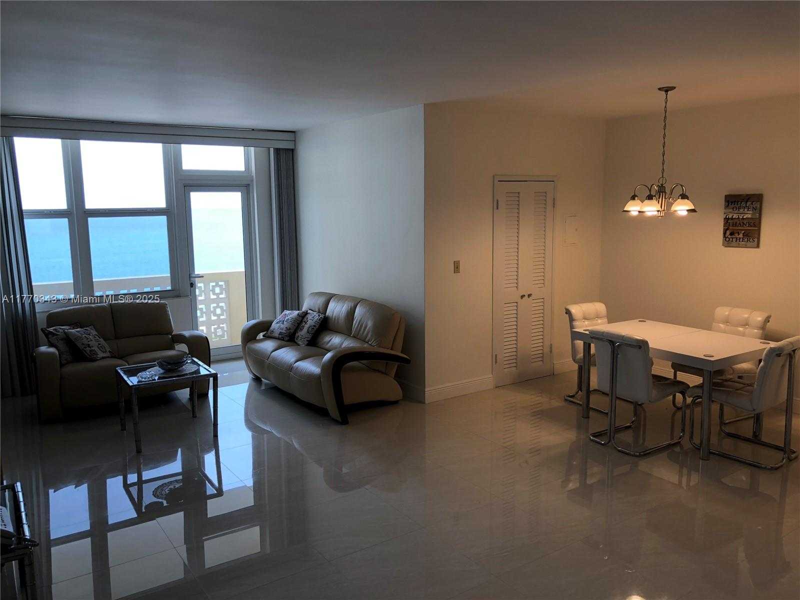 Small Image of 4747 COLLINS AVE #1115, Miami Beach Number 16