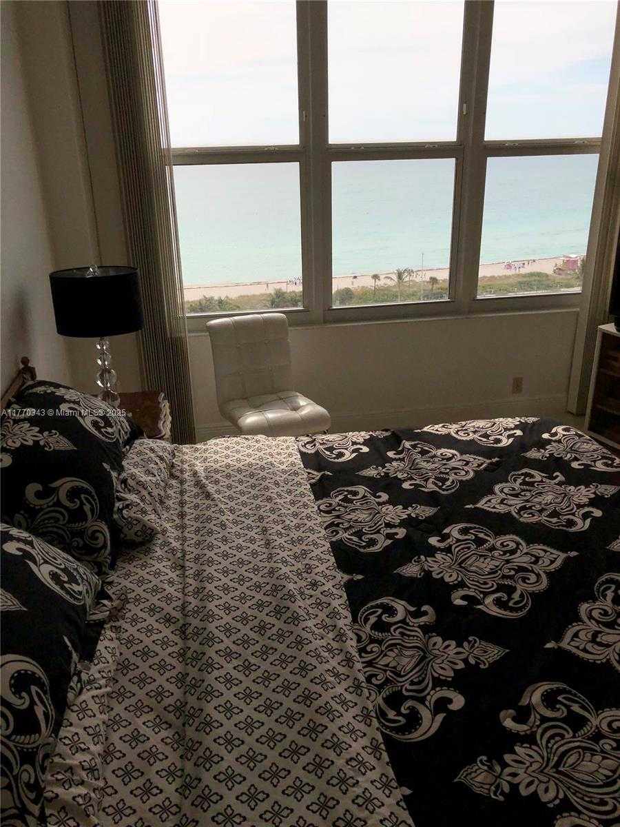 Small Image of 4747 COLLINS AVE #1115, Miami Beach Number 23
