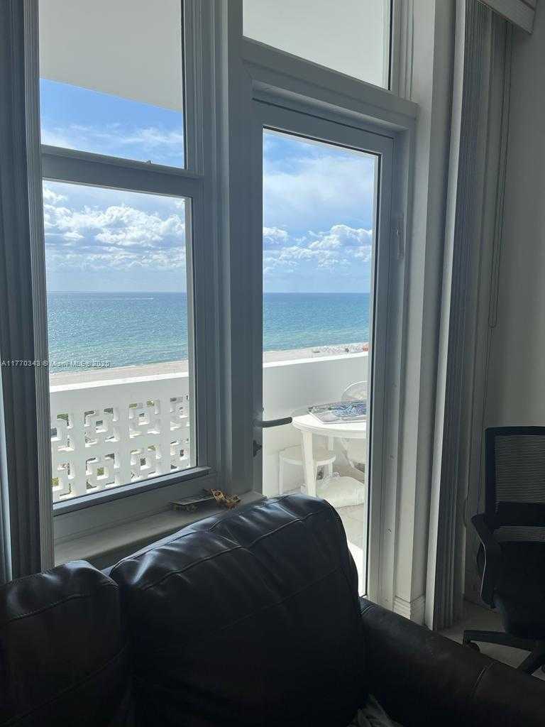 Small Image of 4747 COLLINS AVE #1115, Miami Beach Number 24