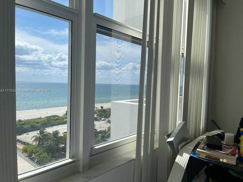 Small Image of 4747 COLLINS AVE #1115, Miami Beach Number 25
