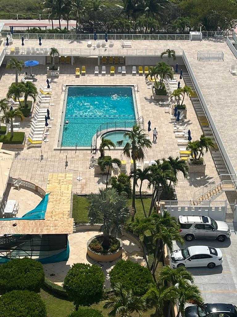 Small Image of 4747 COLLINS AVE #1115, Miami Beach Number 34