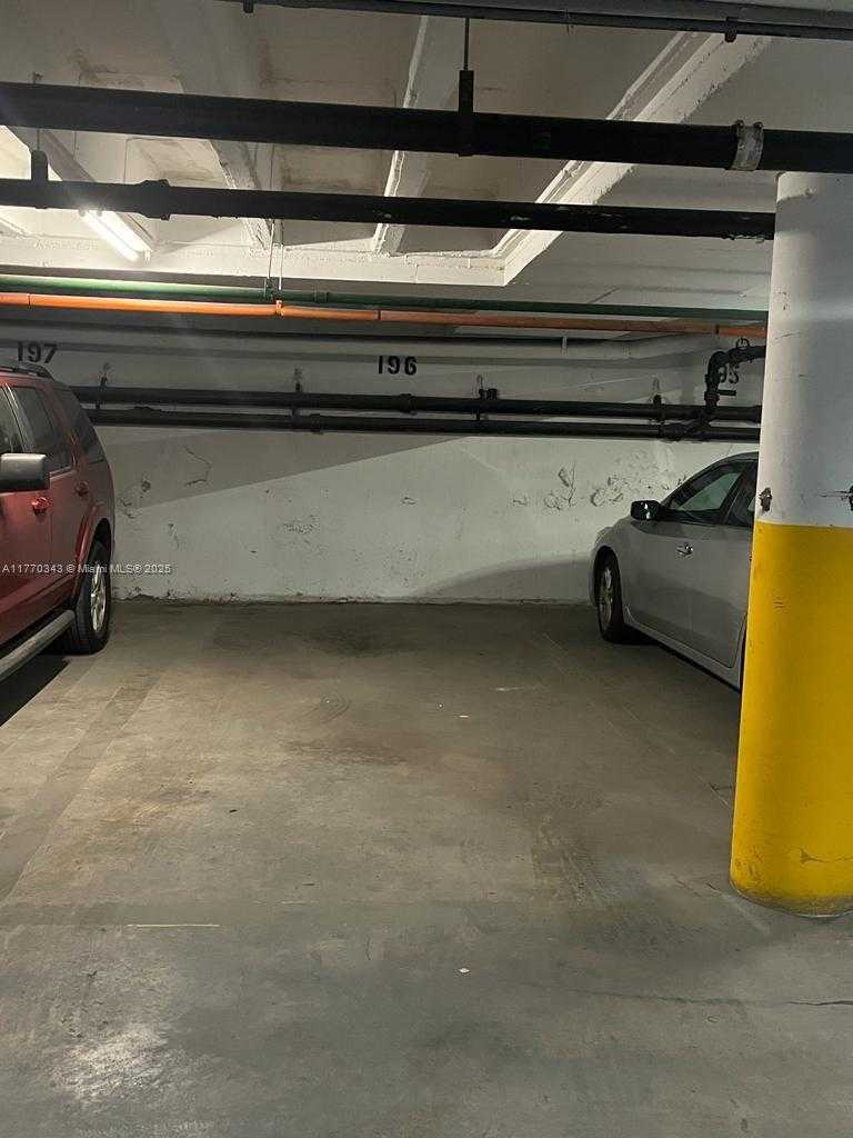 Small Image of 4747 COLLINS AVE #1115, Miami Beach Number 35