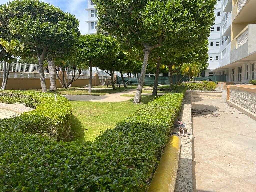 Small Image of 4747 COLLINS AVE #1115, Miami Beach Number 40