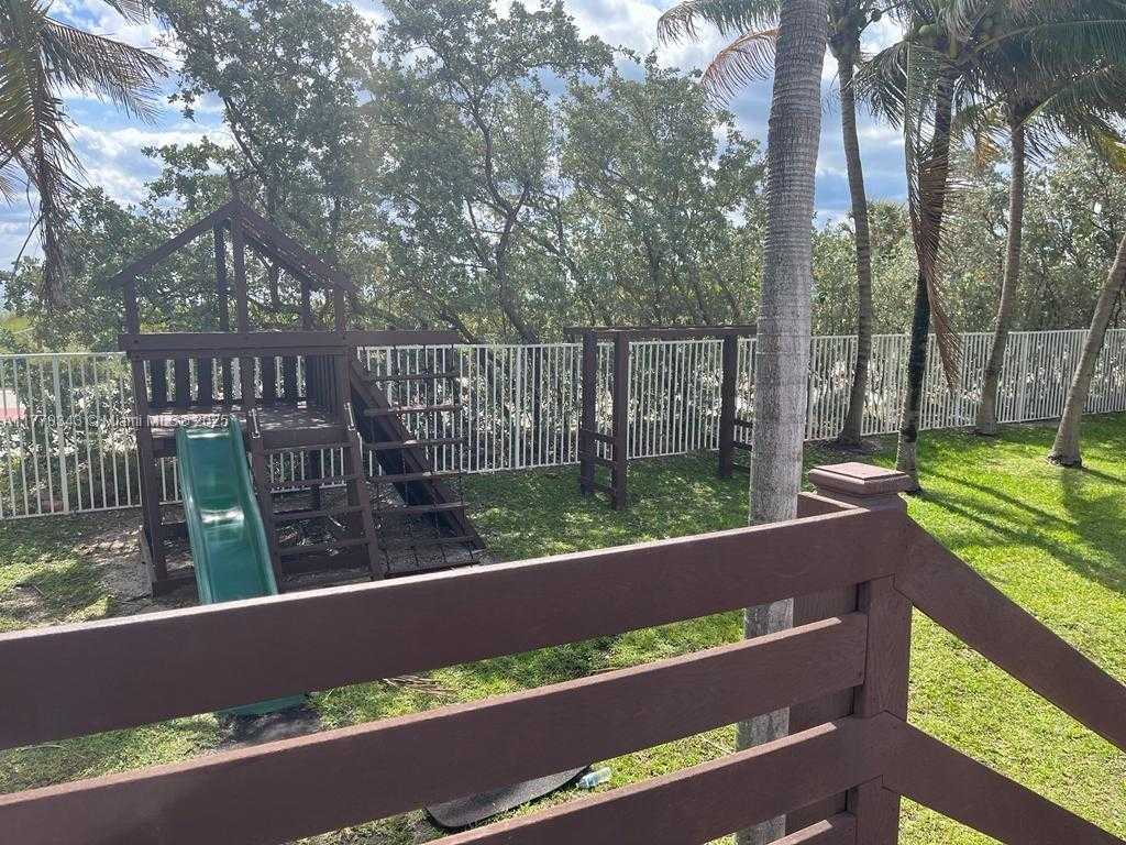 Small Image of 4747 COLLINS AVE #1115, Miami Beach Number 41