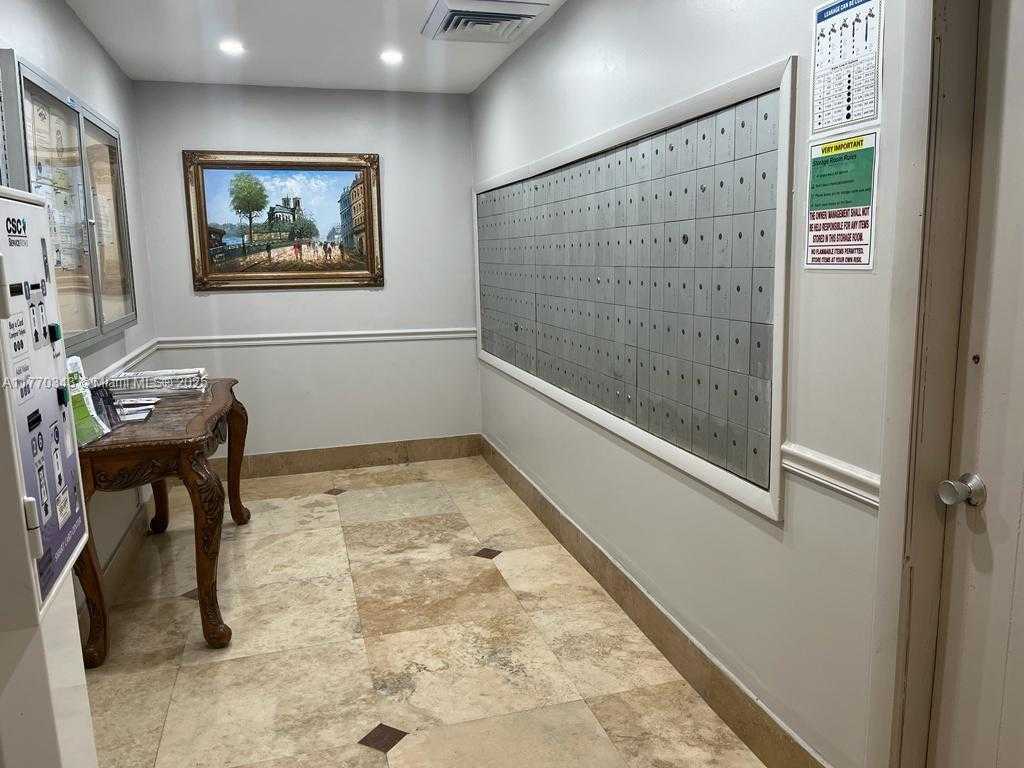Small Image of 4747 COLLINS AVE #1115, Miami Beach Number 6
