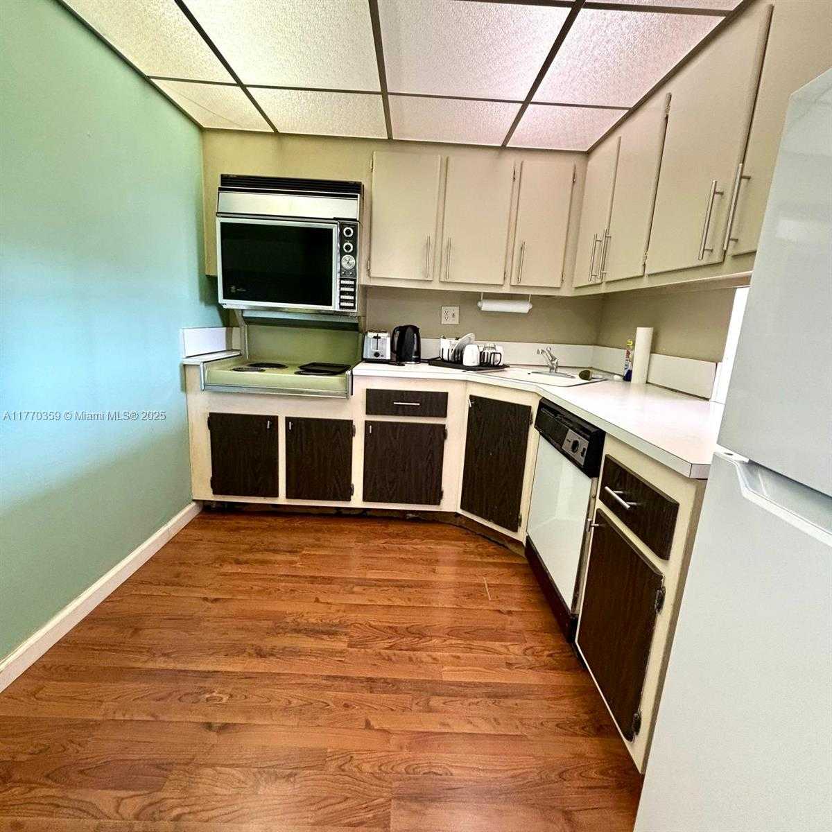 Small Image of 2150 SANS SOUCI BLVD #A1608, North Miami Number 14