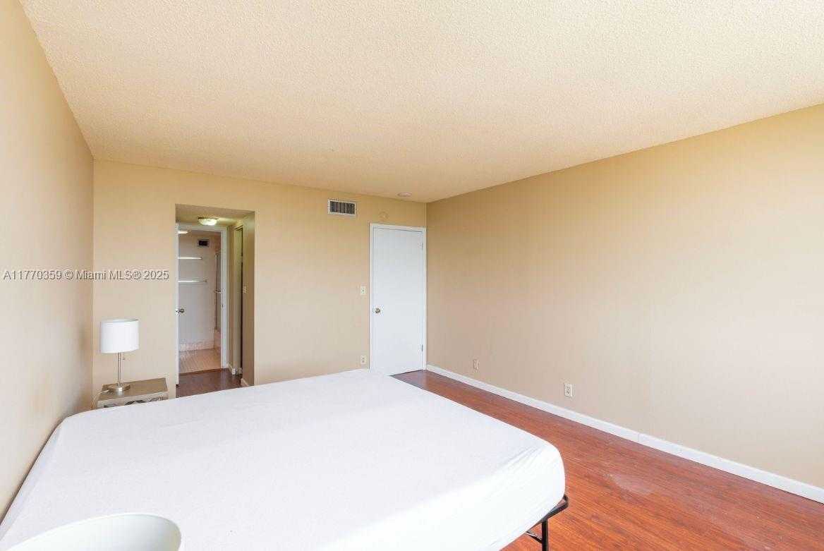 Small Image of 2150 SANS SOUCI BLVD #A1608, North Miami Number 23
