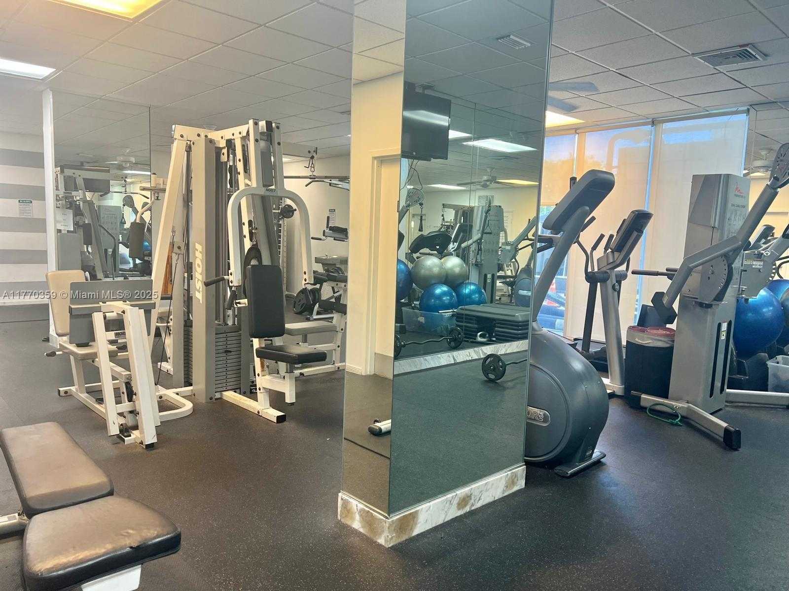 Small Image of 2150 SANS SOUCI BLVD #A1608, North Miami Number 30