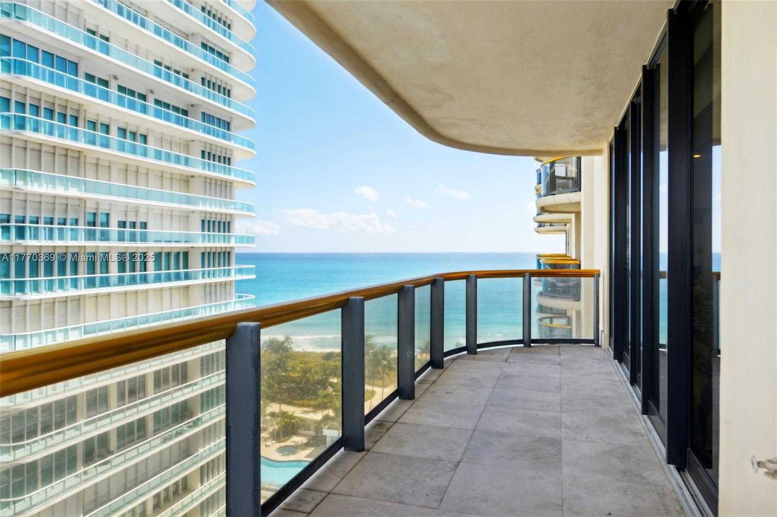 Small Image of 9999 COLLINS AVE #11A, Bal Harbour Number 31