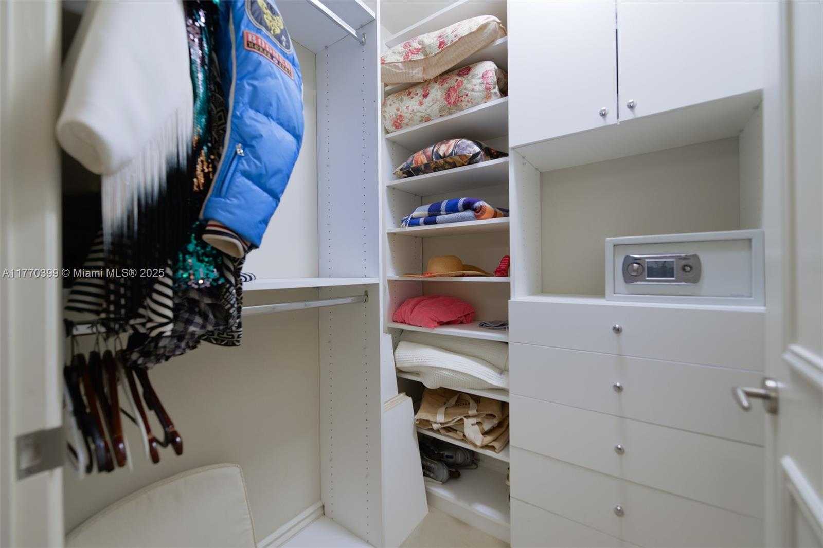 Small Image of 16051 COLLINS AVE #1104, Sunny Isles Beach Number 33