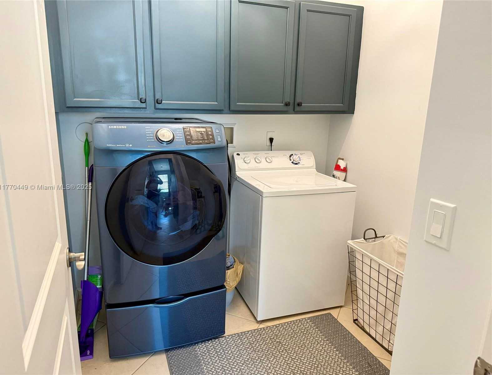 Small Image of 2977 ST JOHN DR, Cooper City Number 19