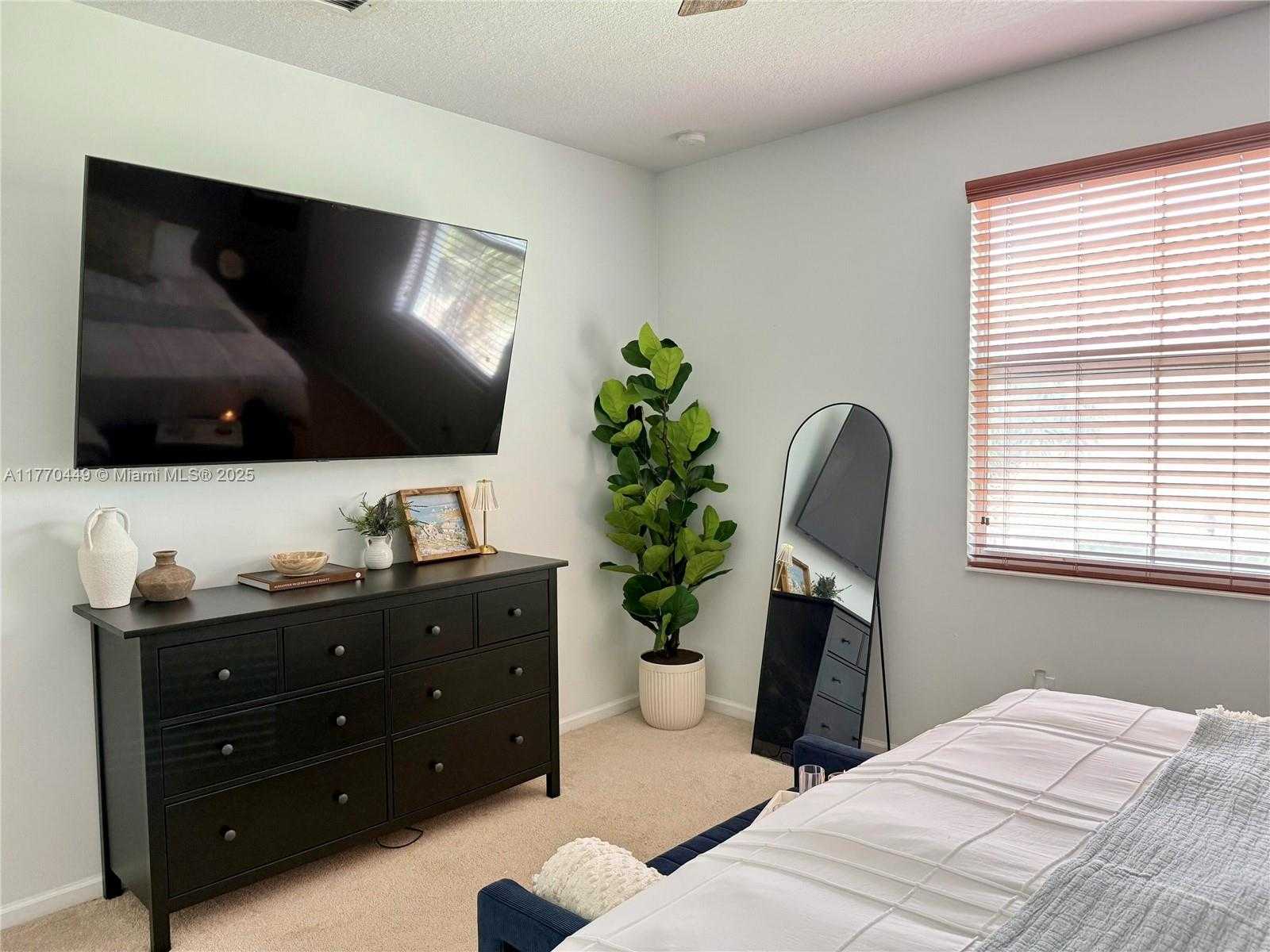 Small Image of 2977 ST JOHN DR, Cooper City Number 22